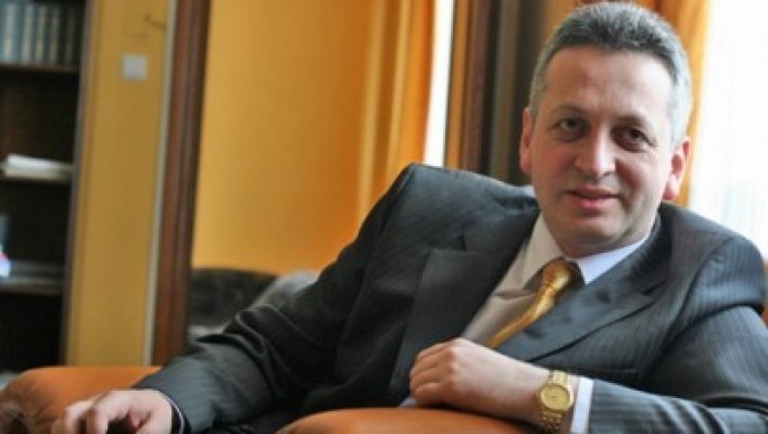 Comisia UE rectifică raportul pentru România: Cei trei miniştri cercetaţi penal erau doar doi